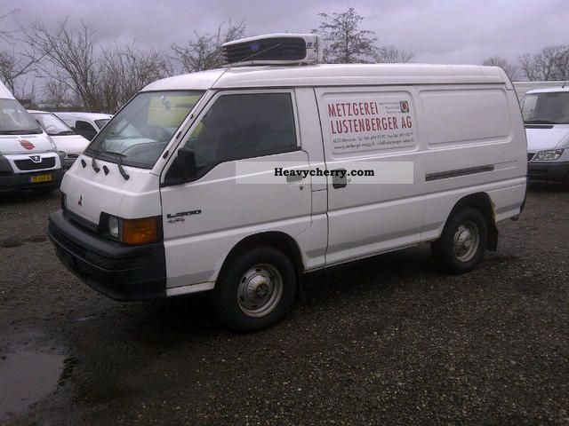 2000 Mitsubishi  L300 2.5TD 4X4 + CARRIER, NET EXPORTS € 4.950, = Van or truck up to 7.5t Box-type delivery van photo