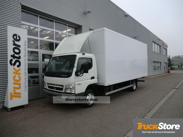 2009 Mitsubishi  CANTER Van or truck up to 7.5t Box photo