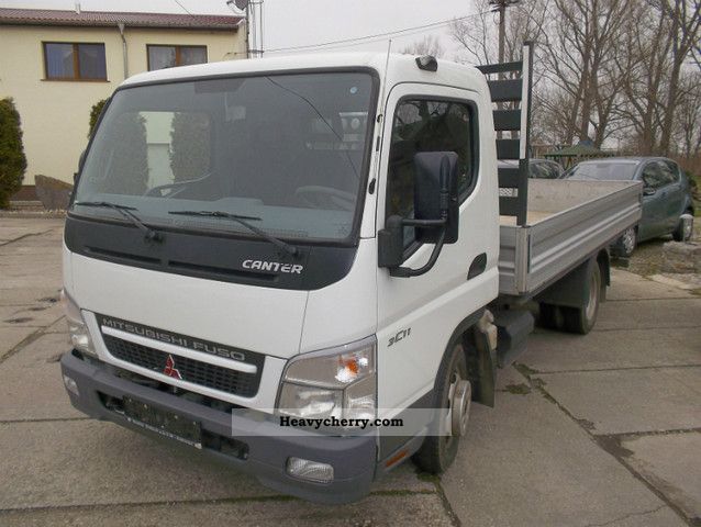 2007 Mitsubishi  Fuso Canter Van or truck up to 7.5t Stake body photo