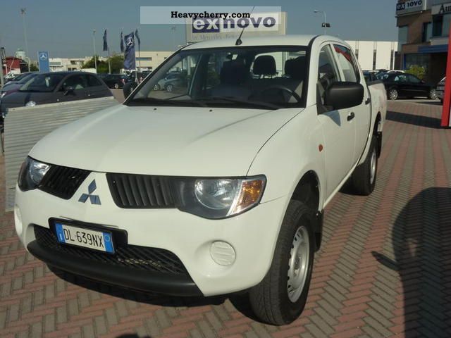 2008 Mitsubishi  L200 Double Cab 4WD 2.5 TD cat Invite Van or truck up to 7.5t Other vans/trucks up to 7 photo