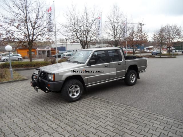 1994 Mitsubishi  PICK UP 4 X 4 Magnum with winch Van or truck up to 7.5t Other vans/trucks up to 7 photo