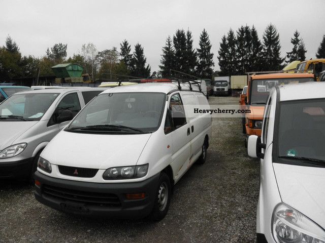 1999 Mitsubishi  L 400 2.5 TD box truck Van or truck up to 7.5t Box-type delivery van photo
