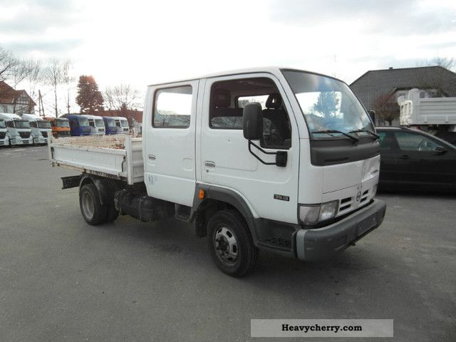 Nissan cabstar double cab tipper for sale