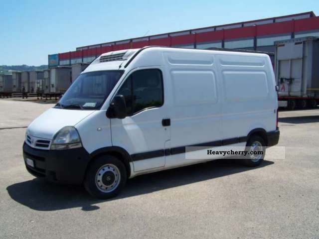 2005 Nissan  INTER STAR Van or truck up to 7.5t Refrigerator body photo