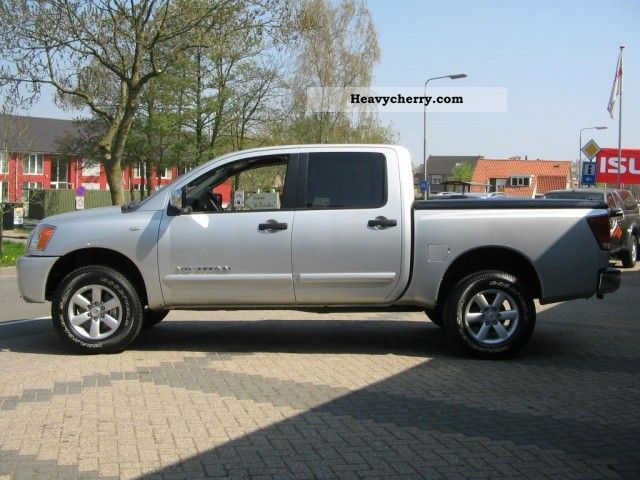 V8 in nissan navara #5