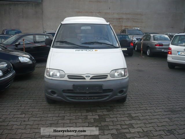 1998 Nissan  Vanette Cargo 2.3 Van or truck up to 7.5t Box-type delivery van photo