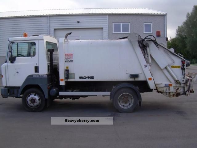 1999 Nissan  Cabstar Wayne + bed Van or truck up to 7.5t Refuse truck photo