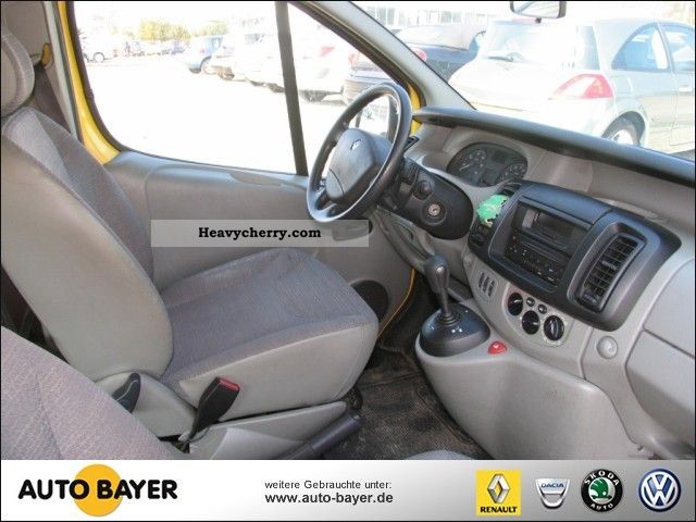Renault trafic automatic