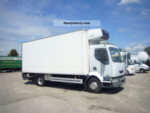 2002 Renault  220 Truck over 7.5t Refrigerator body photo