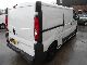 2010 Renault  Trafic 2.0 Dci Fap 350/2900 base L2H1 Van or truck up to 7.5t Box-type delivery van - long photo 3