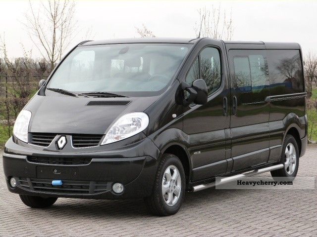 2012 Renault  Trafic 2.0 DCi L2 H1 DC 2x schuifdeur! NIEUW! / Van or truck up to 7.5t Box-type delivery van - long photo