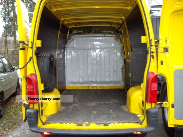 Renault Master 2003 Box type Delivery Van High Photo And Specs