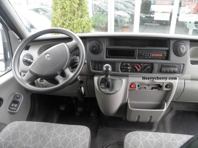 Renault Master 2 5 Dci 100 L2h1 Platform 2009 Stake Body