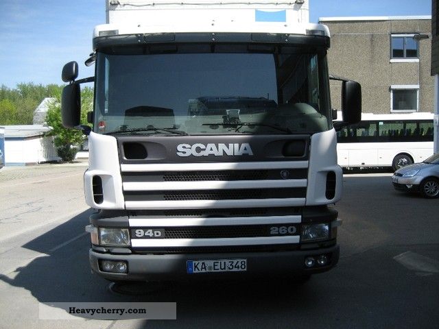 1999 Scania  94 D Truck over 7.5t Box photo