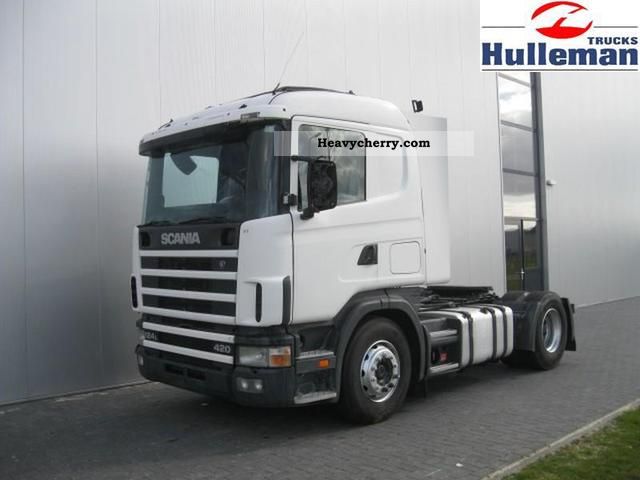 2001 Scania  R124.420 4X2 RETARDER HYDRAULIC EURO 3 Semi-trailer truck Standard tractor/trailer unit photo