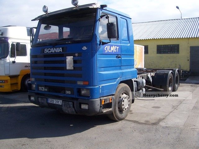 1996 Scania  113 Truck over 7.5t Box photo