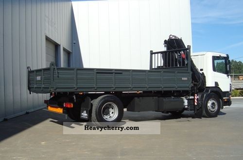 Scania 94D 260 2003 Tipper Truck Photo and Specs