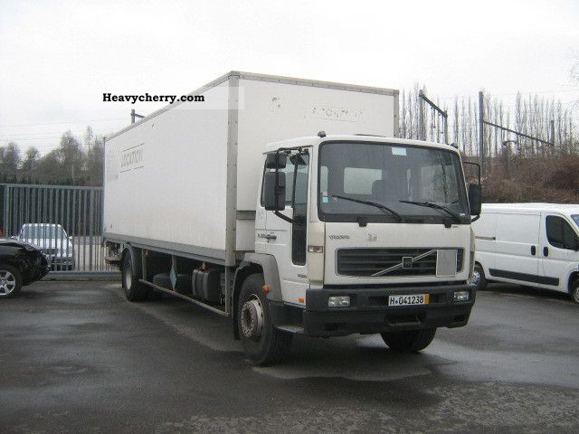 2001 Volvo  FL6 Truck over 7.5t Swap chassis photo