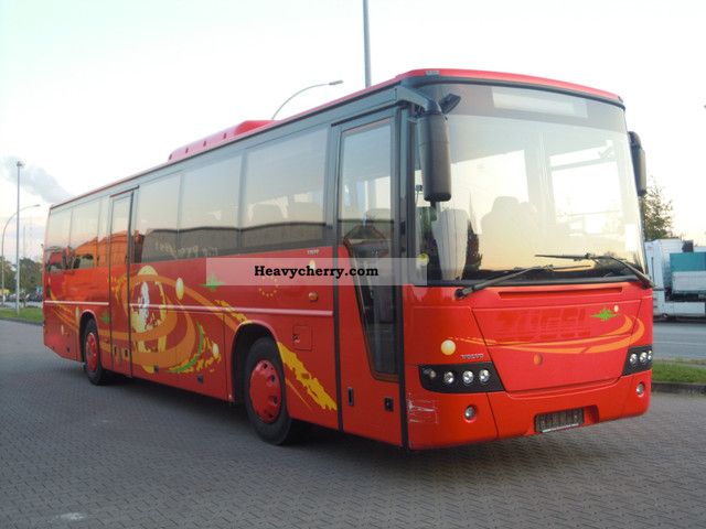 2002 Volvo  8700 Euro3 Reisebestühlung switching retarder WC TV Coach Cross country bus photo