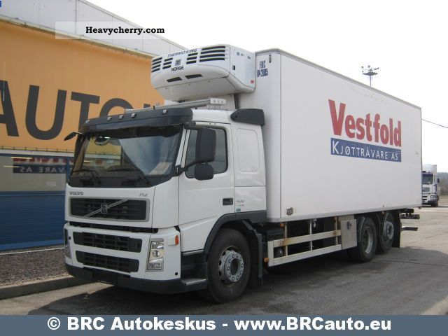 2007 Volvo  FM400 Truck over 7.5t Refrigerator body photo