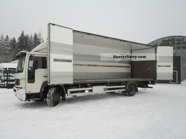 2005 Volvo  FL 250 full side opening Truck over 7.5t Box photo