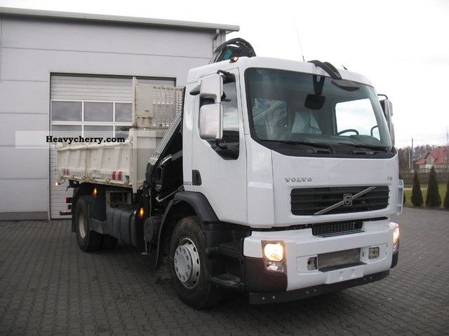 2008 Volvo  VOLVO FE 320 2008r. HIAB Truck over 7.5t Other trucks over 7 photo