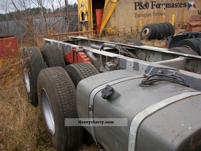 Volvo FL7 1997 Chassis Truck Photo and Specs