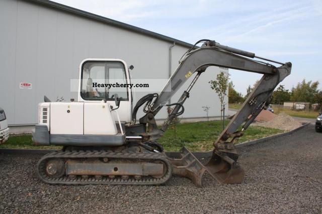 2001 Volvo  E 70/233 Construction machine Mini/Kompact-digger photo