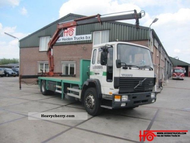 1994 Volvo  FS7-19147-2 kraan Truck over 7.5t Stake body photo