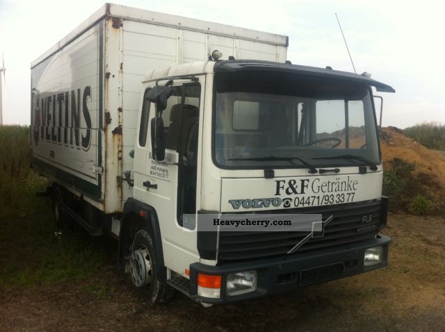 1993 Volvo  FL 6 drinks suitcase 5.20m 180 hp Van or truck up to 7.5t Box photo