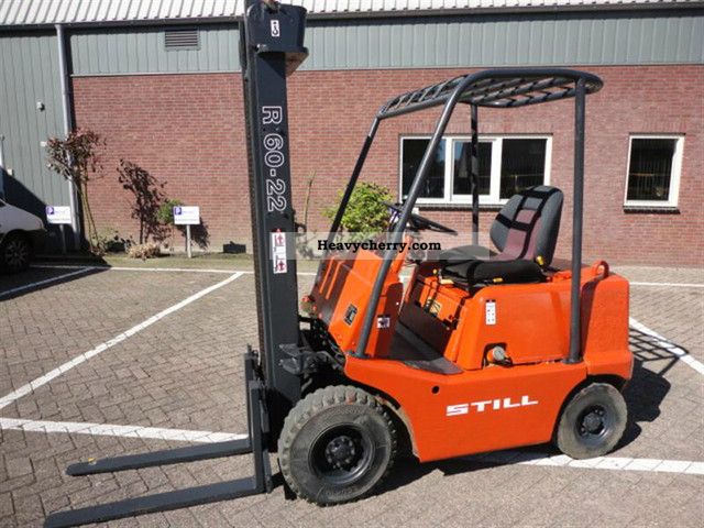1980 TCM  1500 kg. Forklift truck Front-mounted forklift truck photo