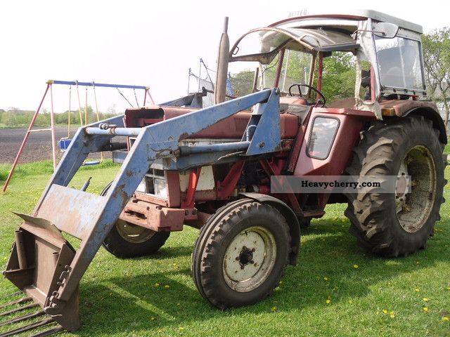 1976 IHC  644 Agricultural vehicle Front-end loader photo