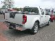 2008 Nissan  Navara 2,5 dCi 4x4 double cab pickup Van or truck up to 7.5t Stake body photo 2