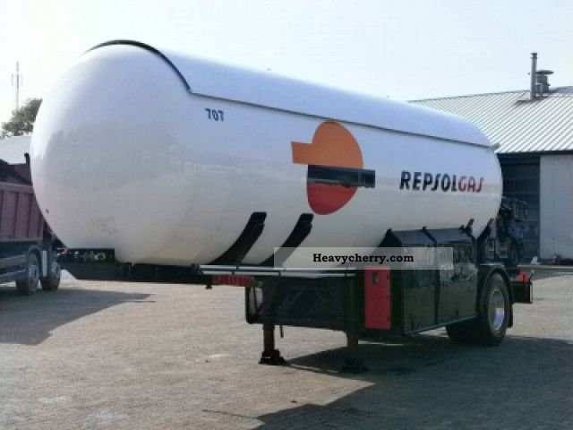 1999 Other  Castellet gas tank 30.55m3 / 1 comp. Semi-trailer Tank body photo