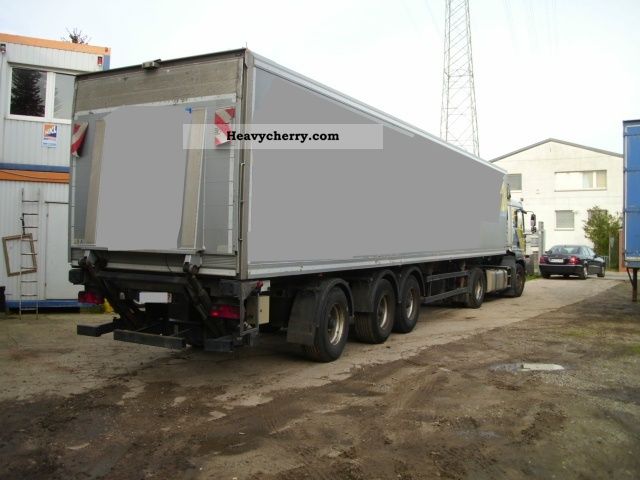 2005 Other  IV tube RSK/34 Carrier Maxima Semi-trailer Refrigerator body photo