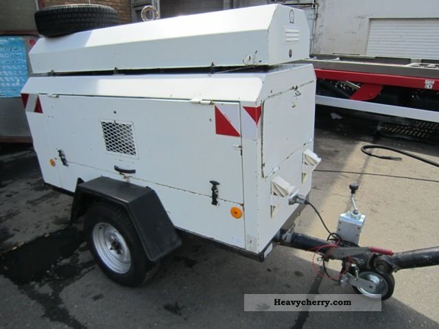 1981 Other  Welding mach 330A / 400V 10kVA Drehstromagregat Trailer Other trailers photo