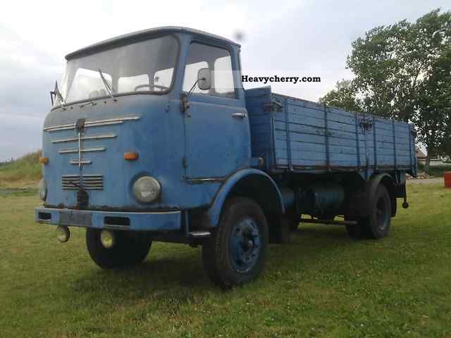 1962 Other  BÜSSING LU 5/10 vintage cars from plant ownership Truck over 7.5t Stake body photo