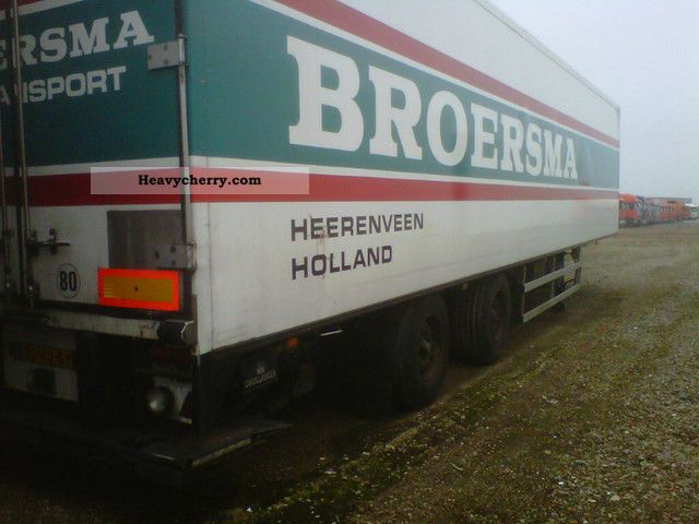 2000 Other  Heiwo 2 Axle reefer Semi-trailer Deep-freeze transporter photo