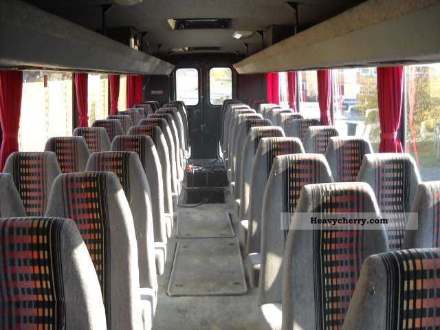Dennis Javelin Bus 54 Seats 1993 Coaches Photo And Specs Coach young athletes to throw a javelin in 6 simple steps.