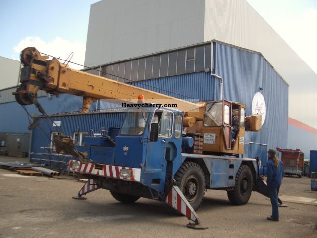 1972 Other  GOTTWALD AMK 45-21 Truck over 7.5t Truck-mounted crane photo