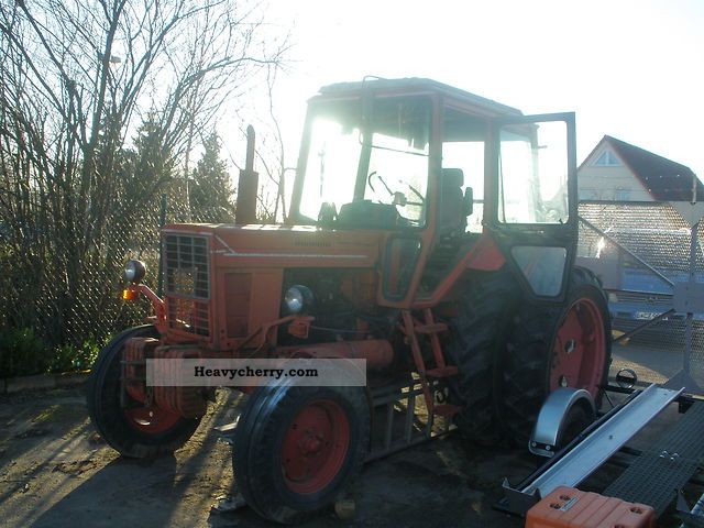 1988 Other  Belarus Agricultural vehicle Tractor photo