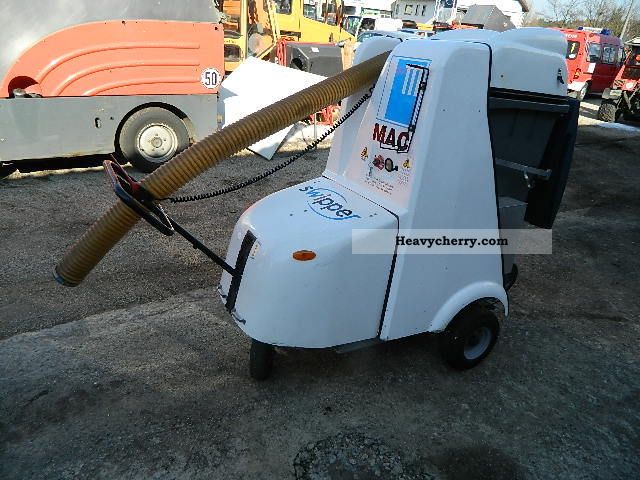 2004 Other  Swipper MAC electric garbage cleaner Van or truck up to 7.5t Refuse truck photo