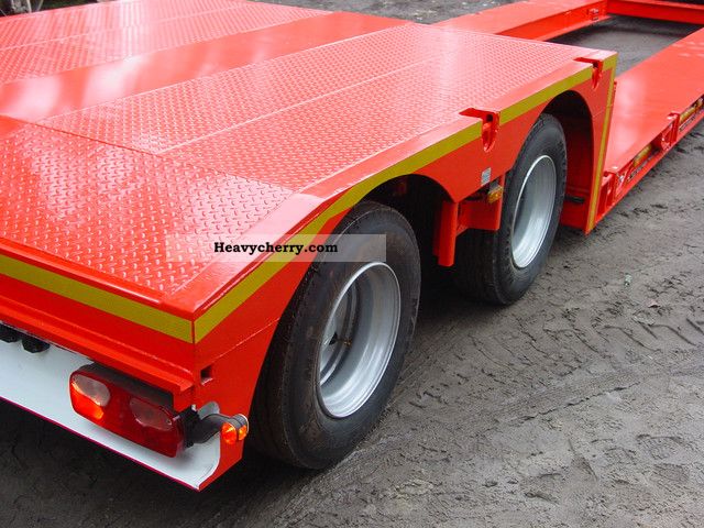 ProSTAFF 2.TPN1W 2011 Low loader Semitrailer Photo and