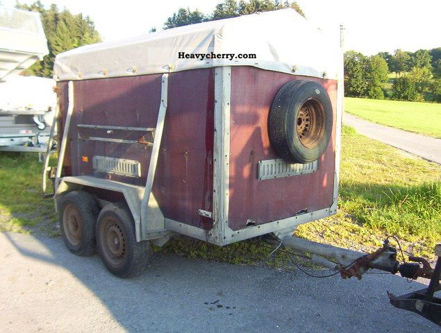 1981 Other  Livestock trailer Trailer Cattle truck photo