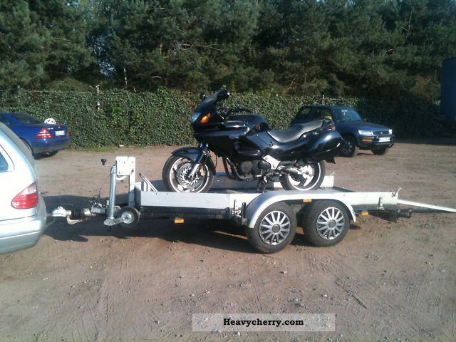 Horsebox Motorcycle Modification \/ DIY 2007 Motortcycle Trailer Photo and Specs