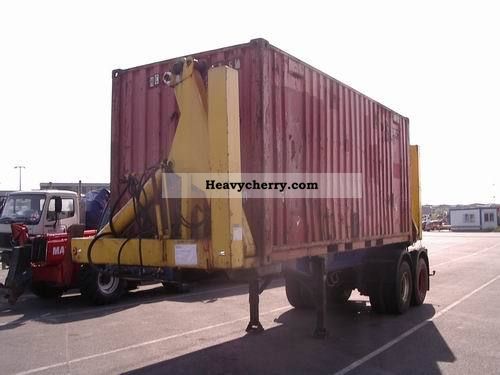 1975 Other  Triolift / Klaus side loader for 20 ft in Ghana Semi-trailer Swap chassis photo