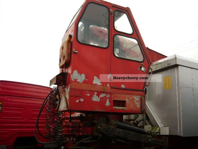 1991 Other  MKG 230 Semi-trailer Tipper photo