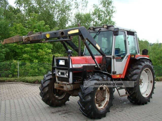 1989 Massey Ferguson  1007 Agricultural vehicle Tractor photo