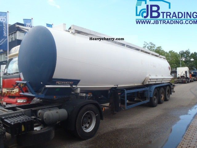 1992 Trailor  40 000 liters of fuel original Semi-trailer Tank body photo