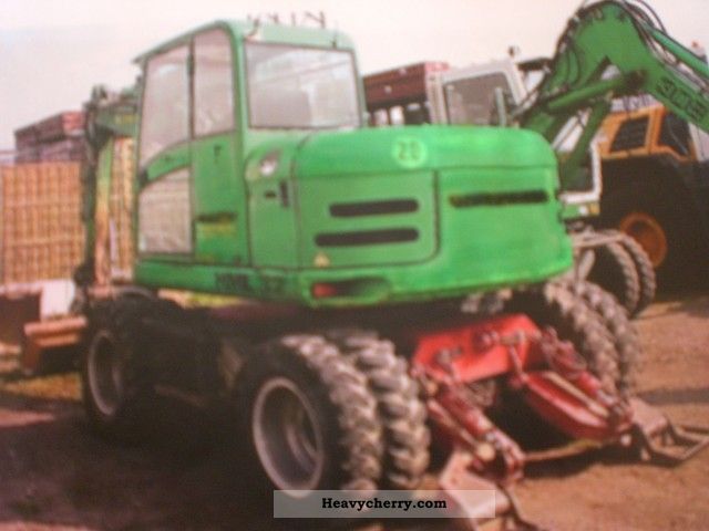 2006 Schaeff  HML 32 - full extras - 4 spoons - Top - Construction machine Mobile digger photo